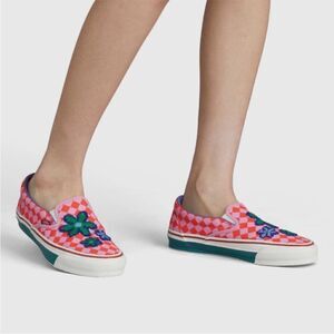 Gucci C Vans Pink Beaded Slip-on Box  dust bag Size 10 W or 8.5 M unisex